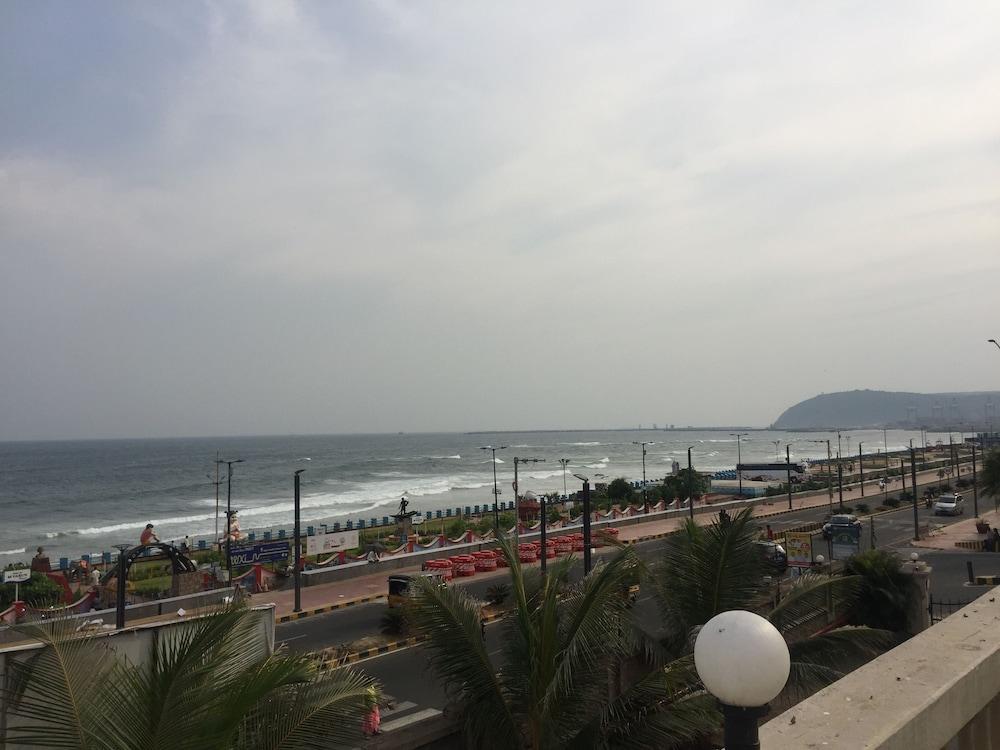 The Gateway Hotel Beach Road Visakhapatnam Bagian luar foto